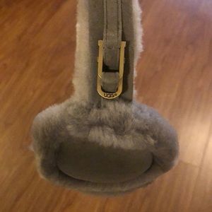 WARM ear muffs UGG